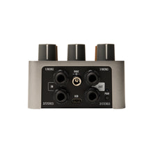 Load image into Gallery viewer, Universal Audio UAFX OX Stomp Dynamic Speaker