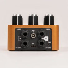 Load image into Gallery viewer, Universal Audio UAFX Woodrow &#39;55 Instrument Amplifier
